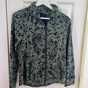 Lululemon Define Jacket in Green and Black Floral Size 8